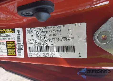 2024 Toyota Tundra Hybrid Trd Pro 4Wd z USA, uszkodzony, nr VIN 5TFPC5DB9RX045098